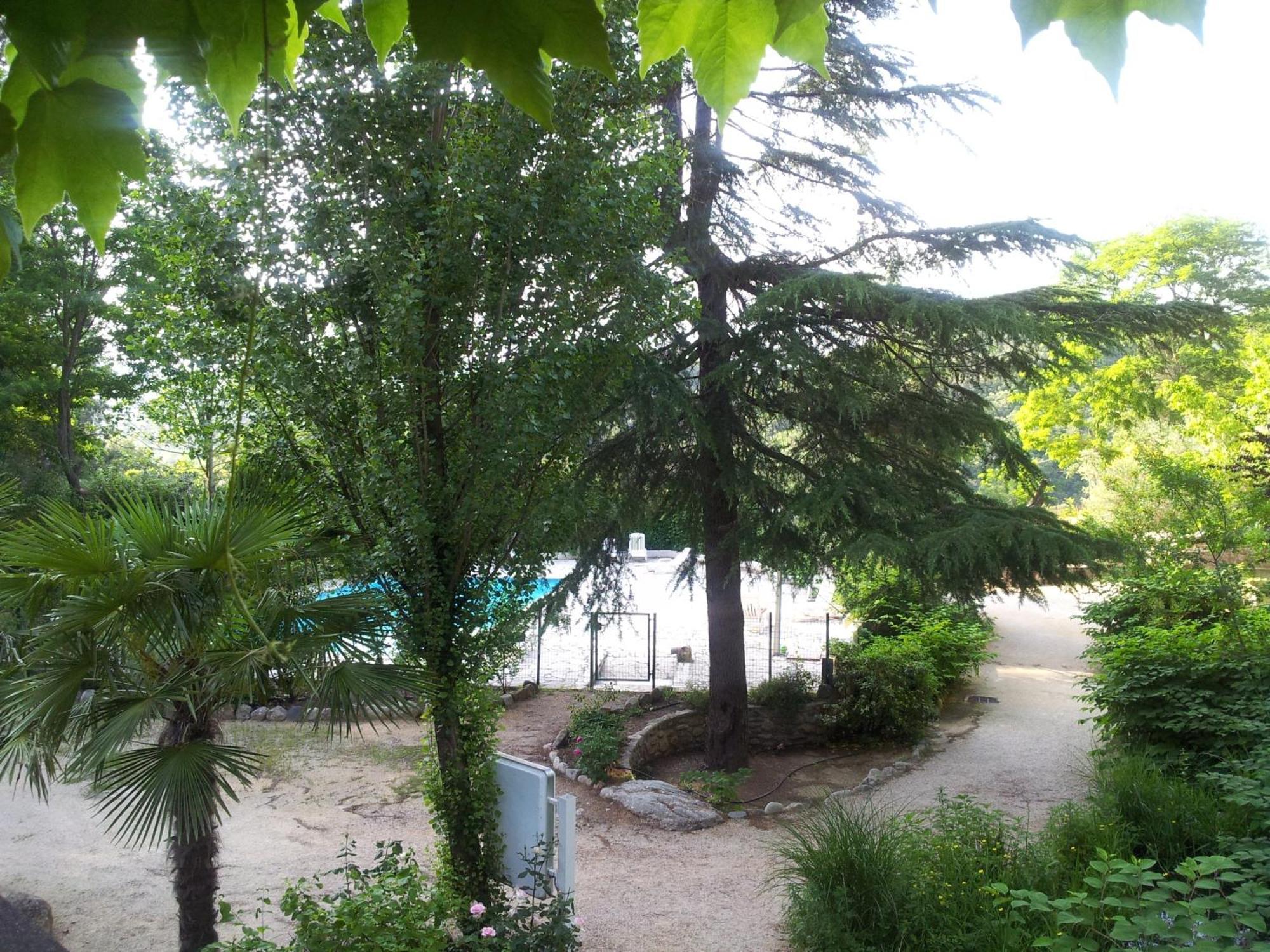 Apart'Hôtel Les 4 Sources Corbés Exterior foto